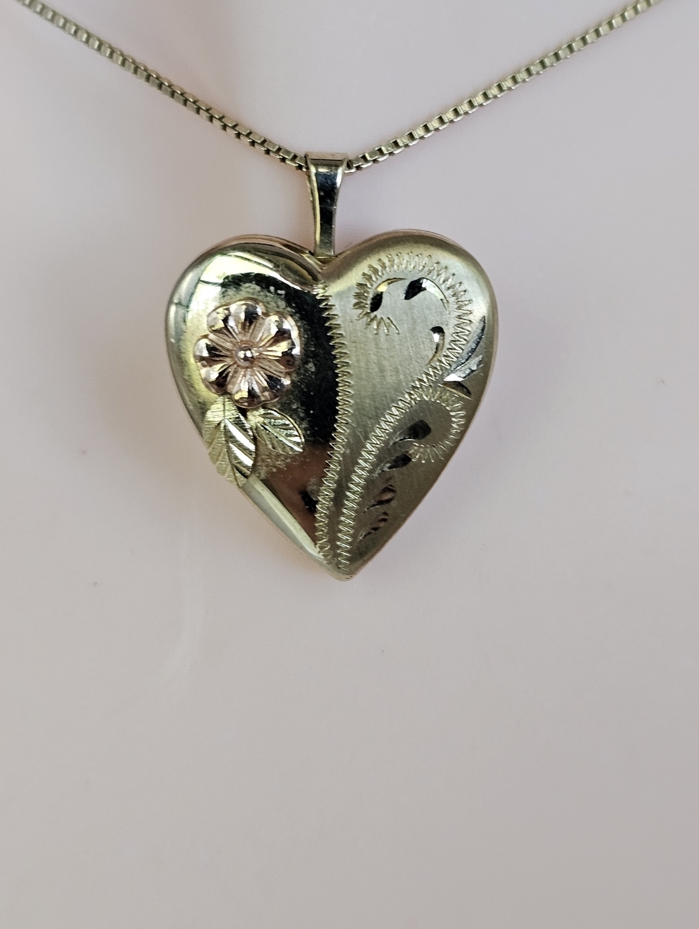 Black Hills Gold Vintage 14k GF Heart Shaped Locket With 18" Vermeil Box Chain!